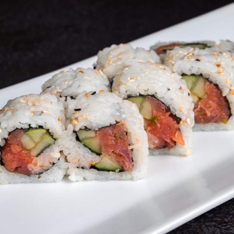 Delicious Spicy Tuna Roll