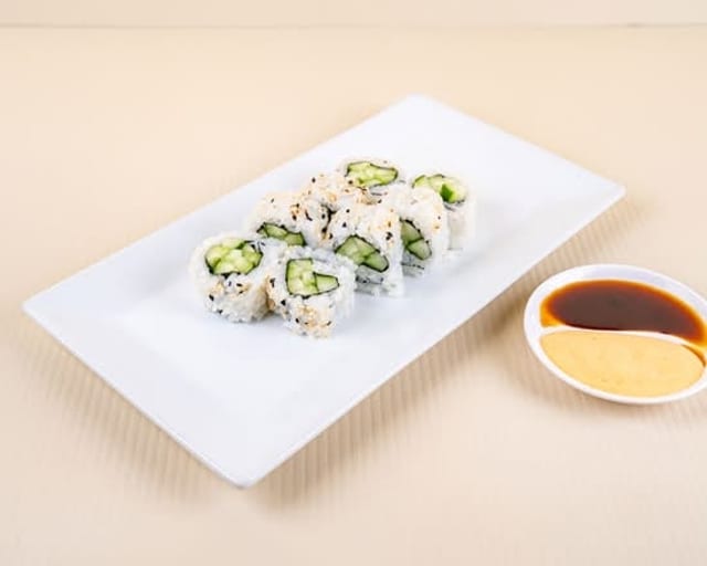 Duo Cucumber roll.